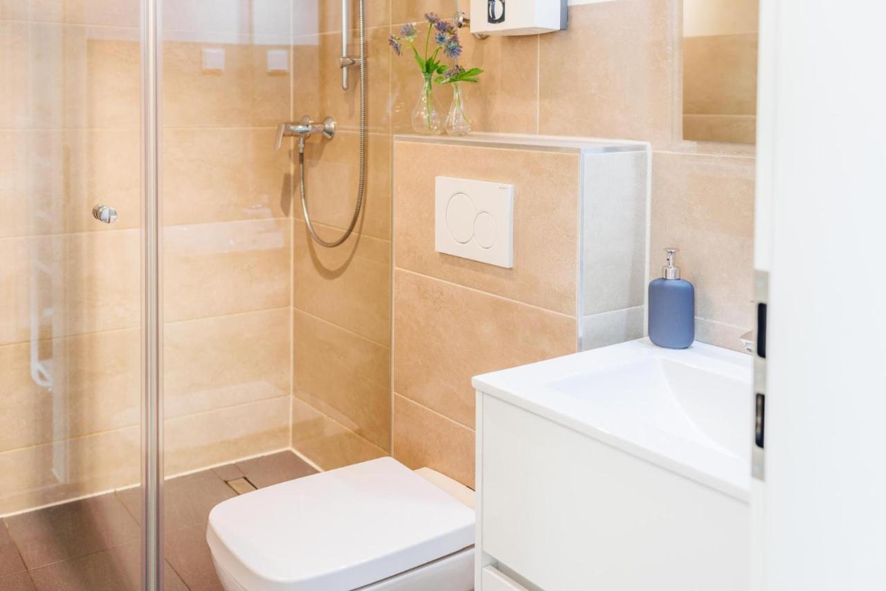 Glueck Auf Appartements Ruettenscheiderstrasse エッセン エクステリア 写真